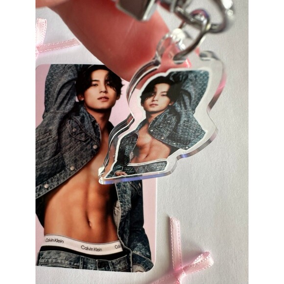 MINGYU Seventeen Bias Model Ck Kawaii Keychain Kpop Carat Decoration & Photocard - Picture 2 of 2